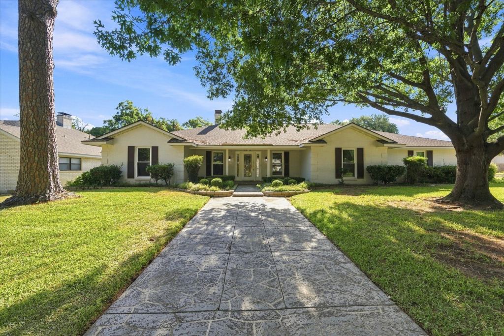 3113 Westador Drive, Arlington, TX 76015 — photo 1