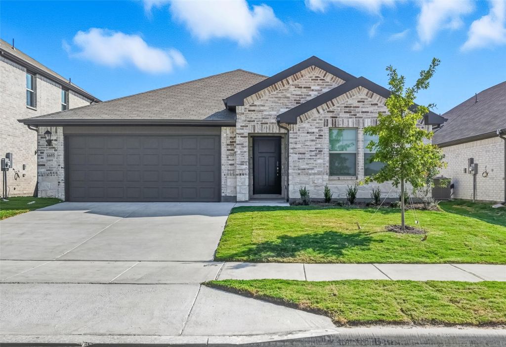 6605 Creek Edge Circle, Fort Worth, TX 76036 — photo 1