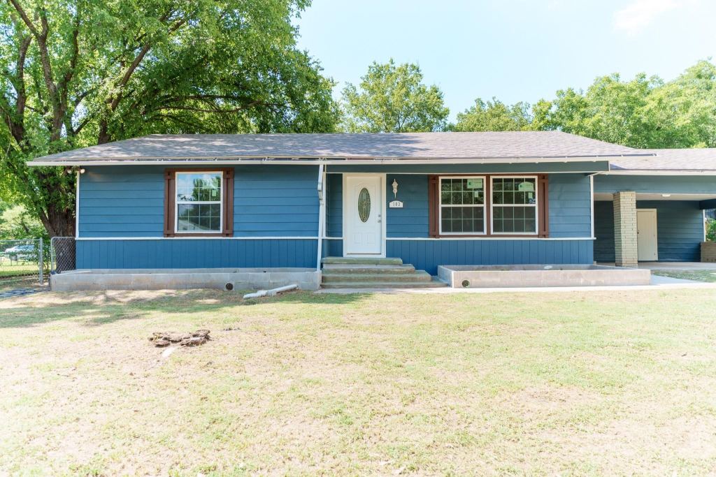103 N 6th Street E, Dawson, TX 76639 — photo 1