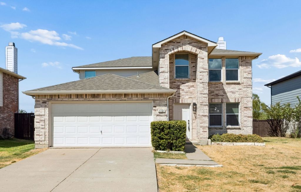 1721 Spyglass Drive, Little Elm, TX 75068 — photo 1