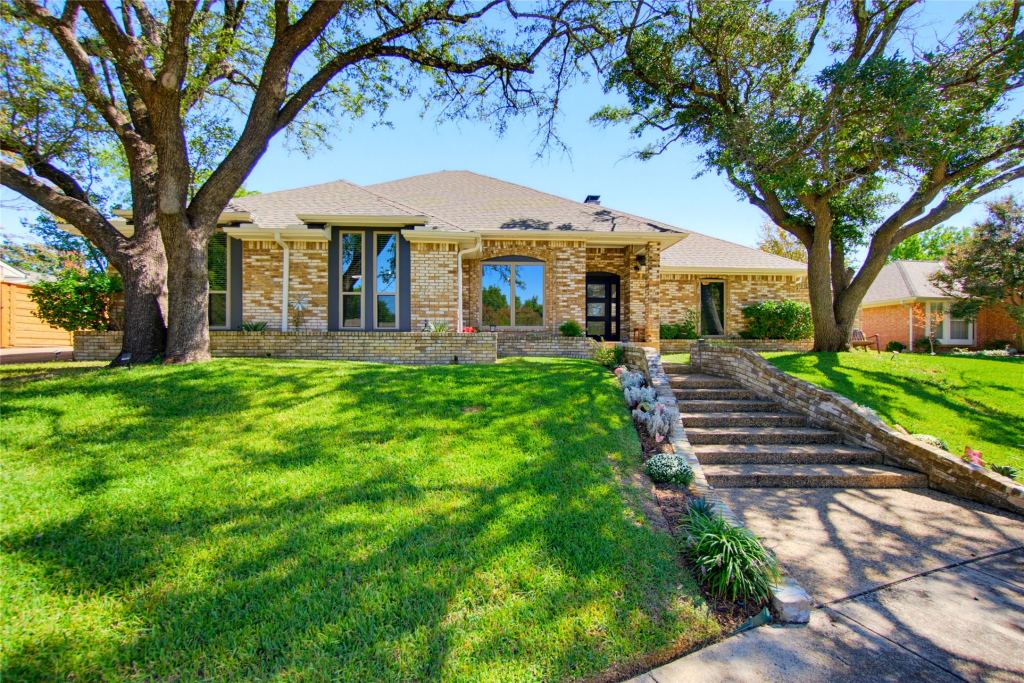 7414 Windmill Lane, Garland, TX 75044 — photo 1