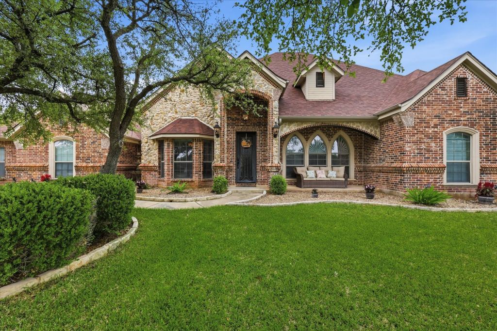 150 Blacktail Lane, Azle, TX 76020 — photo 1