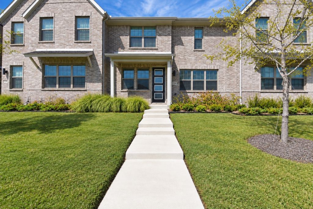 2520 Red Tailed Hawk Lane, McKinney, TX 75071 — photo 1