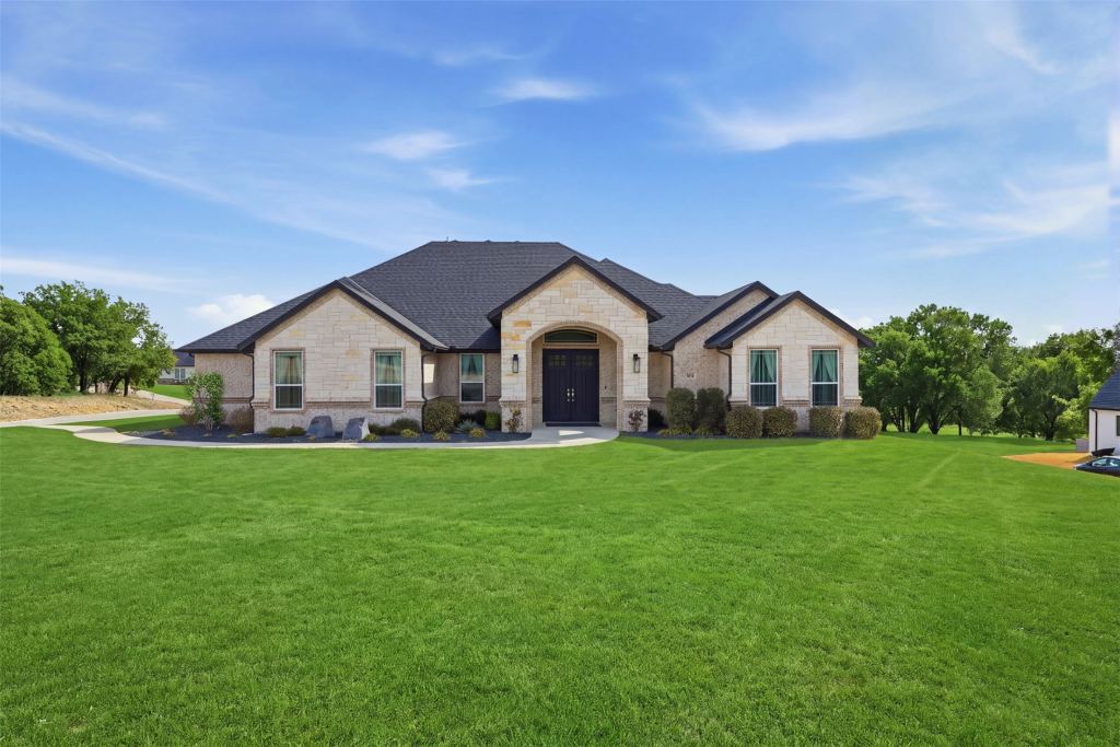 3036 Deer Court, Weatherford, TX 76085 — photo 1