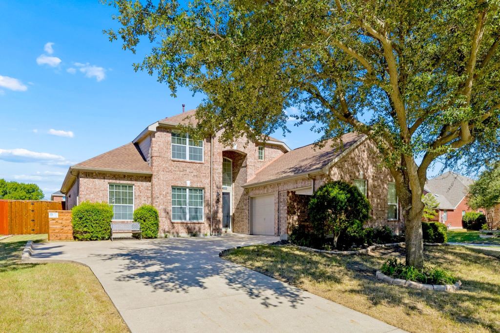10417 Eastern Hills Court