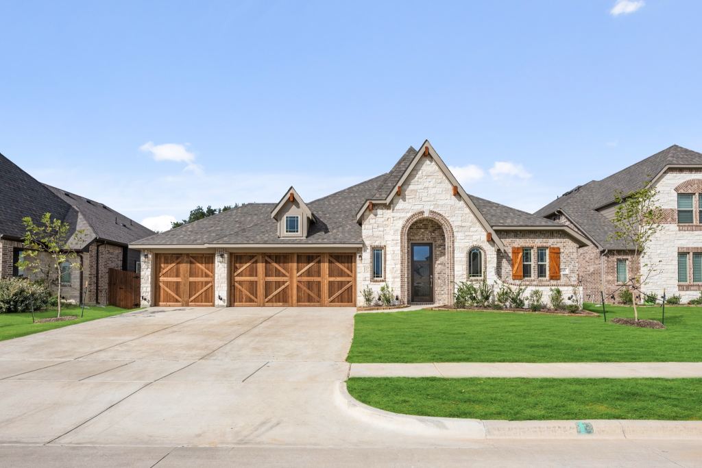 215 Memory Lane, Waxahachie, TX 75165 — photo 1