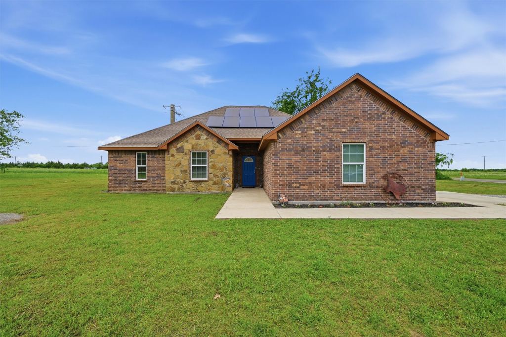 508 Simpson Drive, Sherman, TX 75092 — photo 1