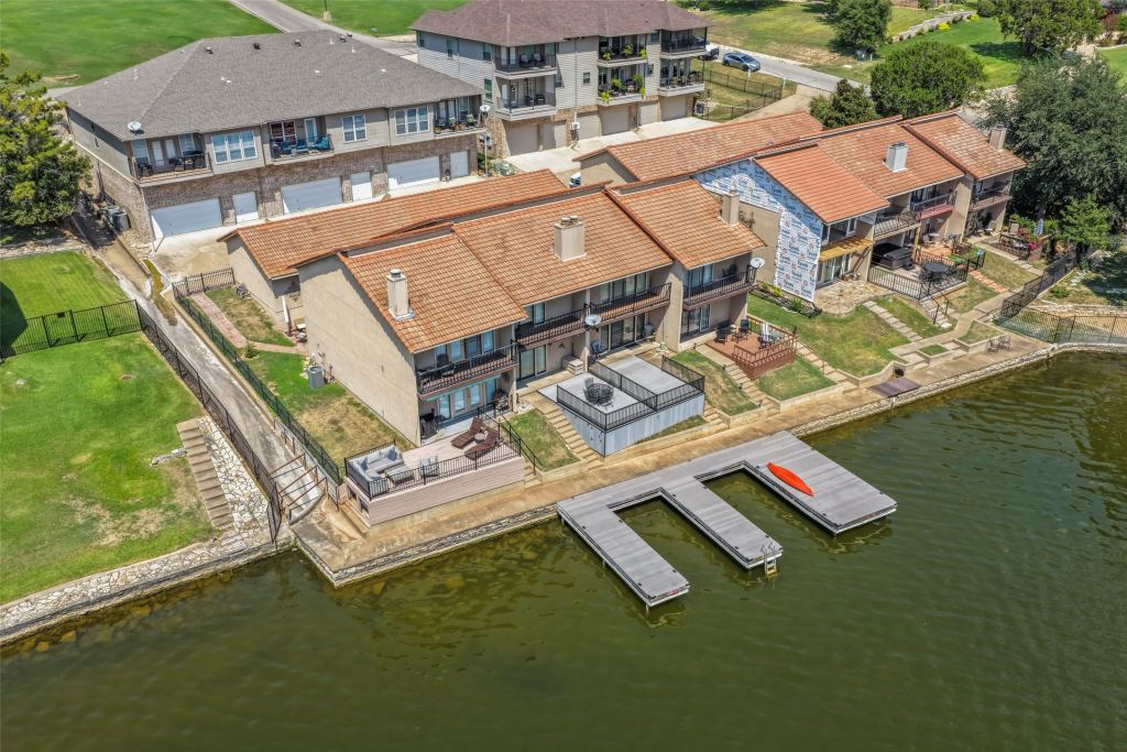 5515 Club Cove Court