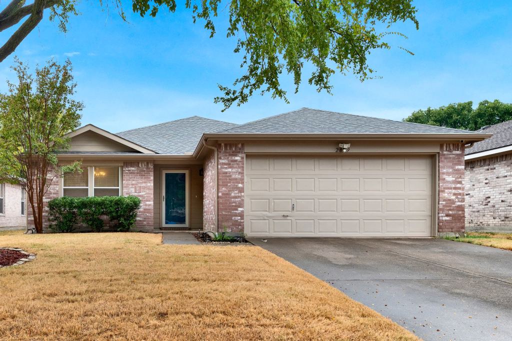 2809 Mesa Valley Drive, McKinney, TX 75071 — photo 1