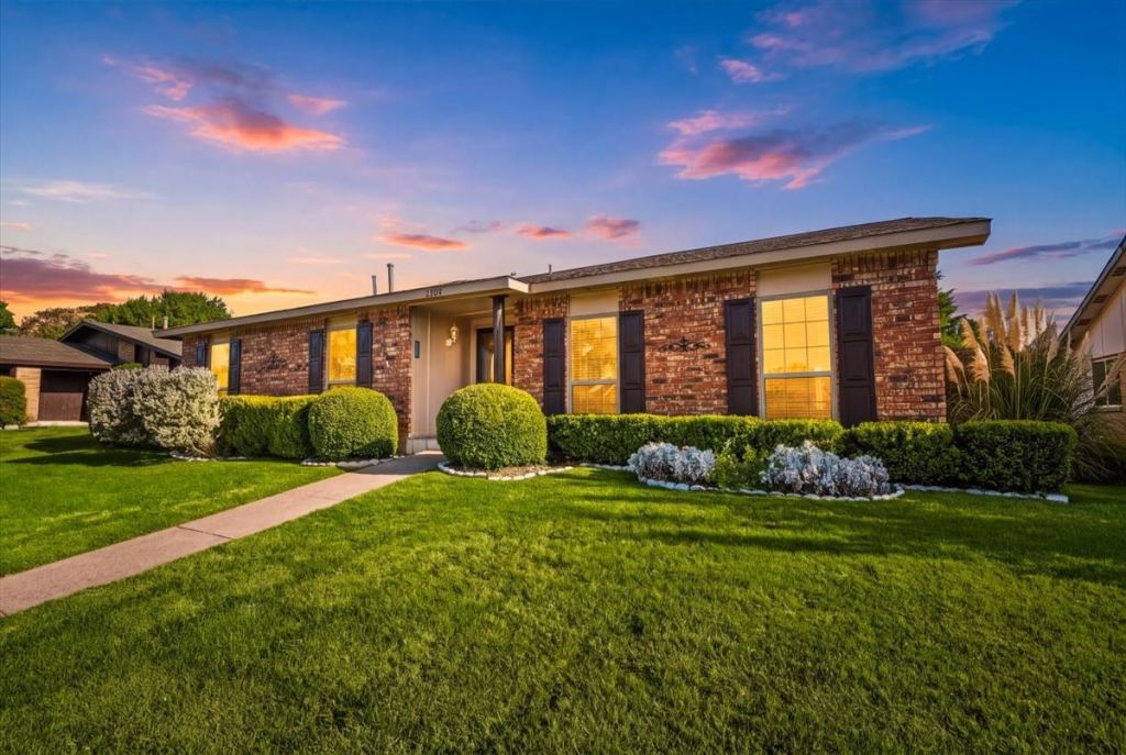 7205 Cloverglen Drive