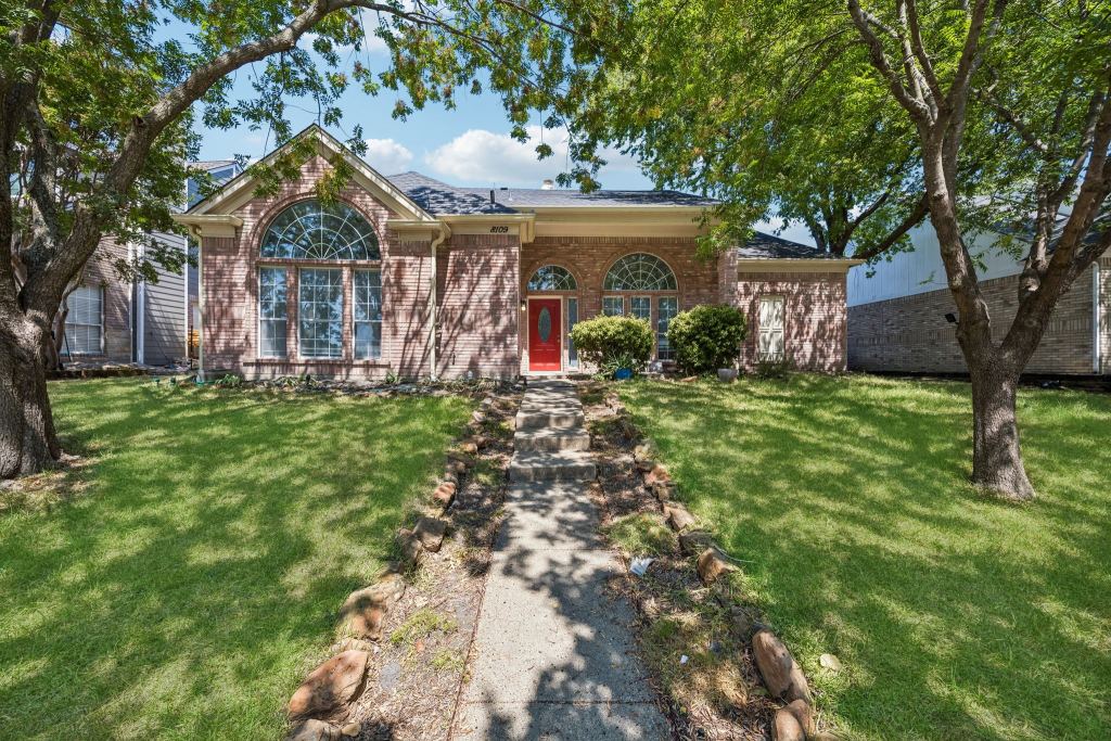 8109 Pickard Drive, Rowlett, TX 75088 — photo 1