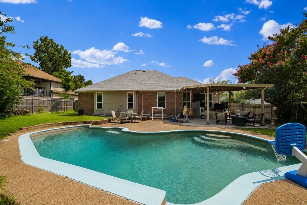 6705 Fair Oaks Drive, North Richland Hills, TX 76182 — photo 1