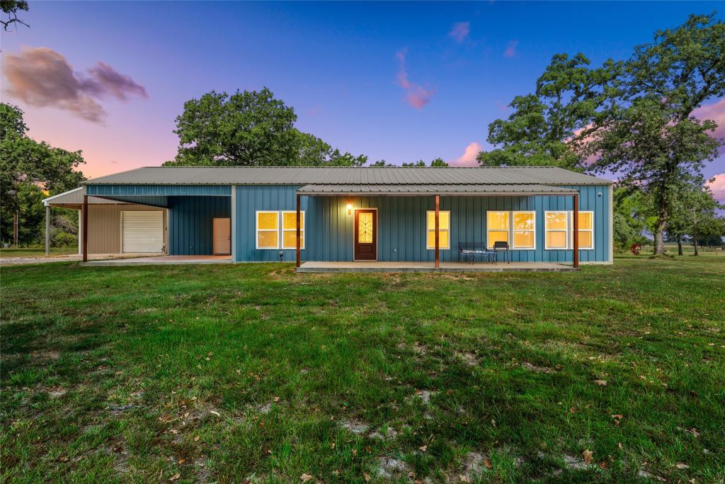 145 Private Road 944, Fairfield, TX 75840 — photo 1