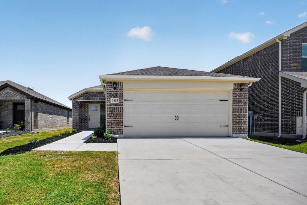 1813 Potomac Lane, Blue Ridge, TX 75424 — photo 1