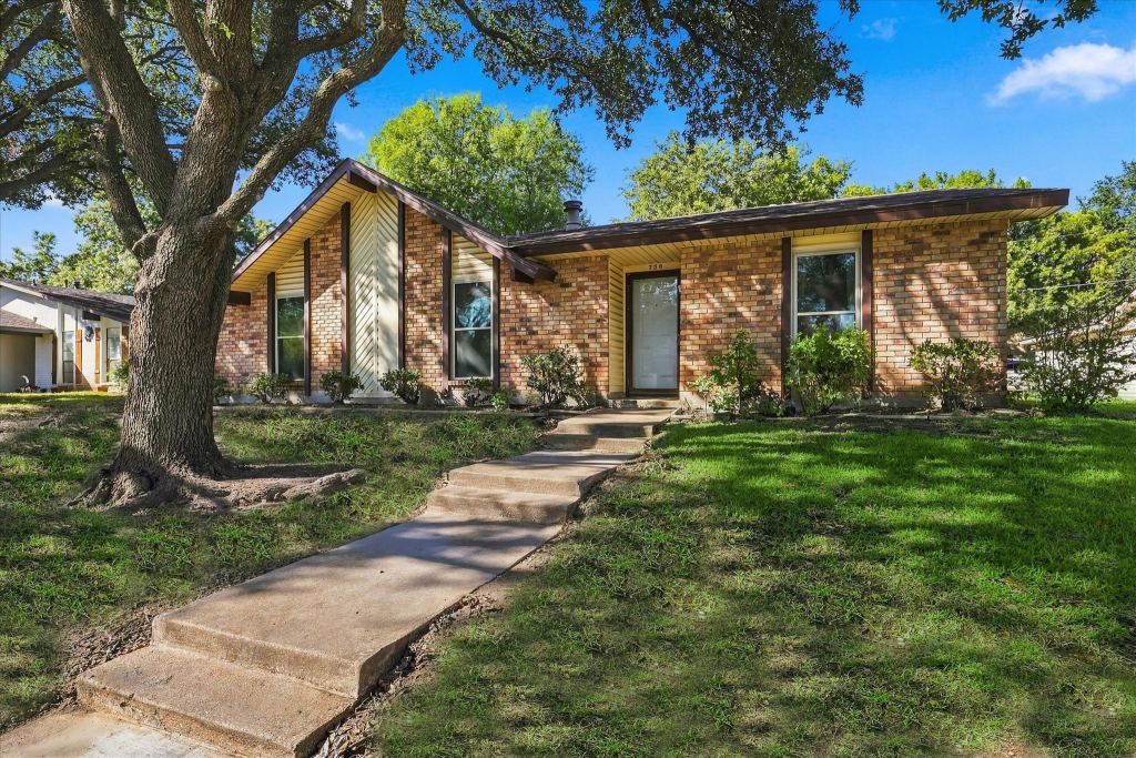 738 Timberdale Street, Grand Prairie, TX 75052 — photo 1