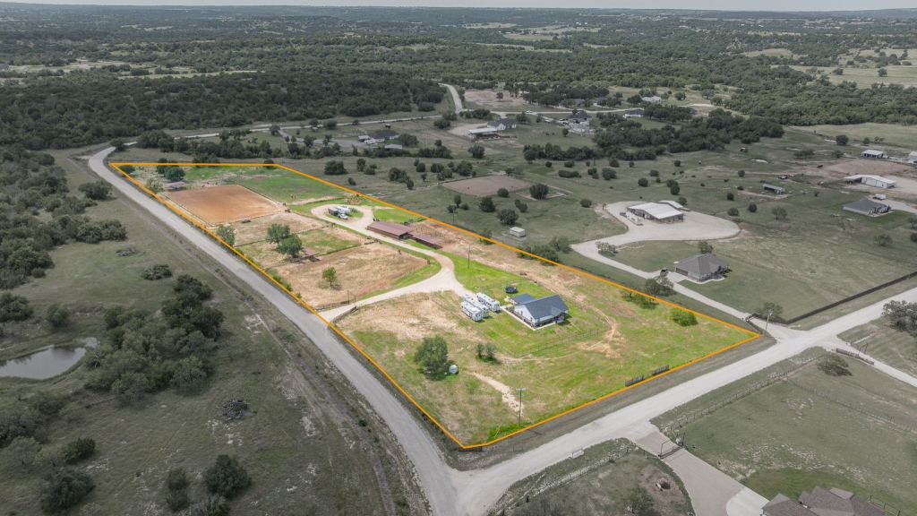 930 County Road 161 Road, Stephenville, TX 76401 — photo 1