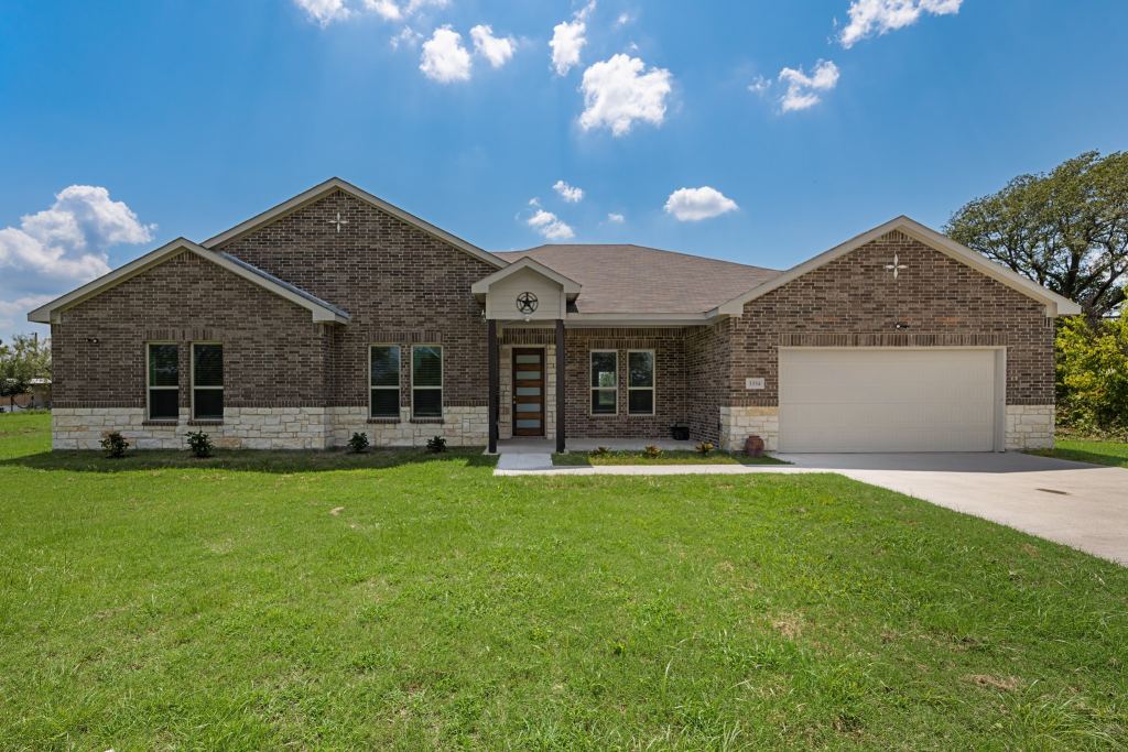 3334 Knight Street, Corsicana, TX 75110 — photo 1