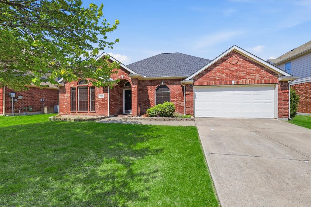 1021 Hyannis Street, Plano, TX 75094 — photo 1