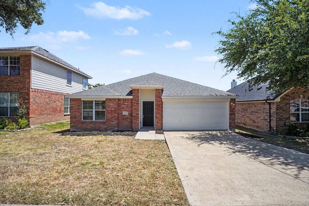 2640 Pioneer Bluffs Road, Balch Springs, TX 75181 — photo 1