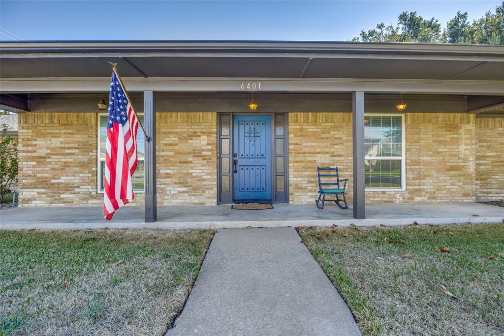 6401 Stonewall Street, Greenville, TX 75402 — photo 1