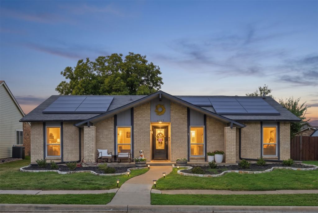 6217 Scenic Drive, Rowlett, TX 75088 — photo 1