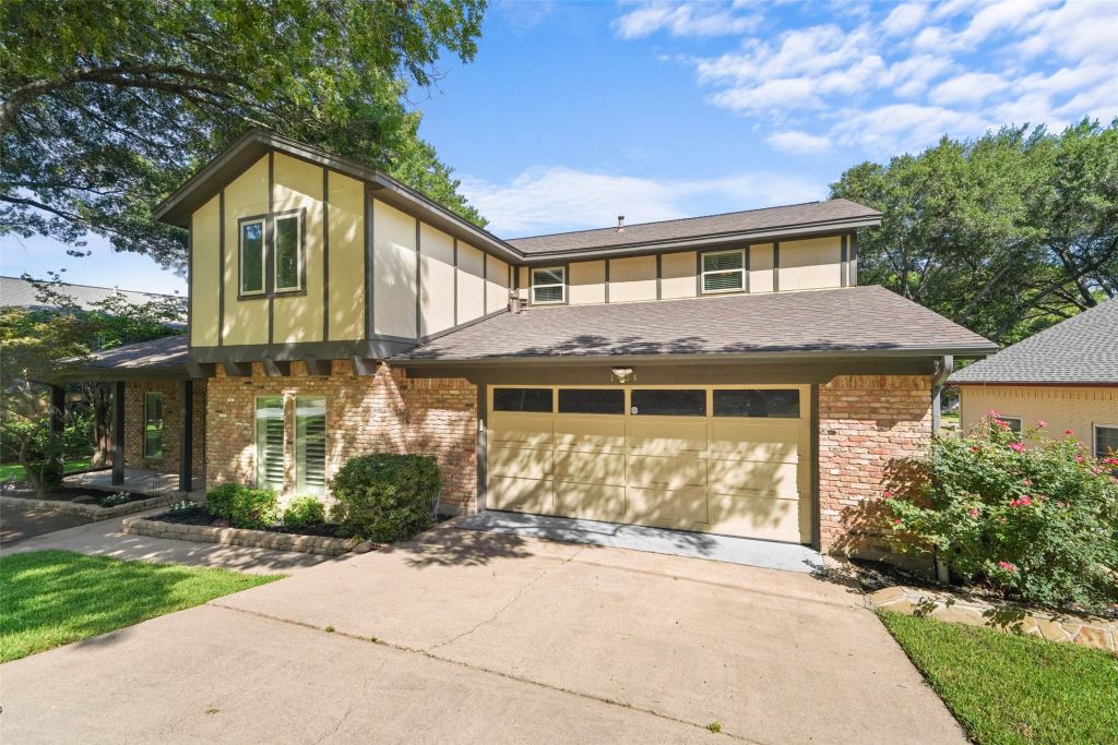 1404 Creekford Drive