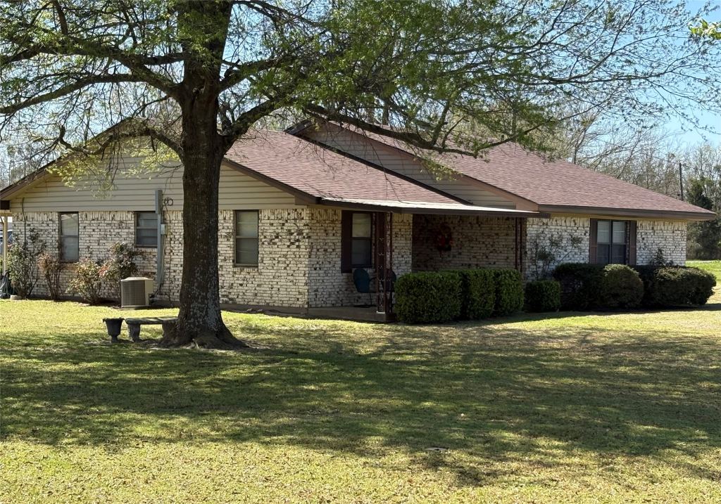 32 County Road 4784, Sulphur Springs, TX 75482 — photo 1