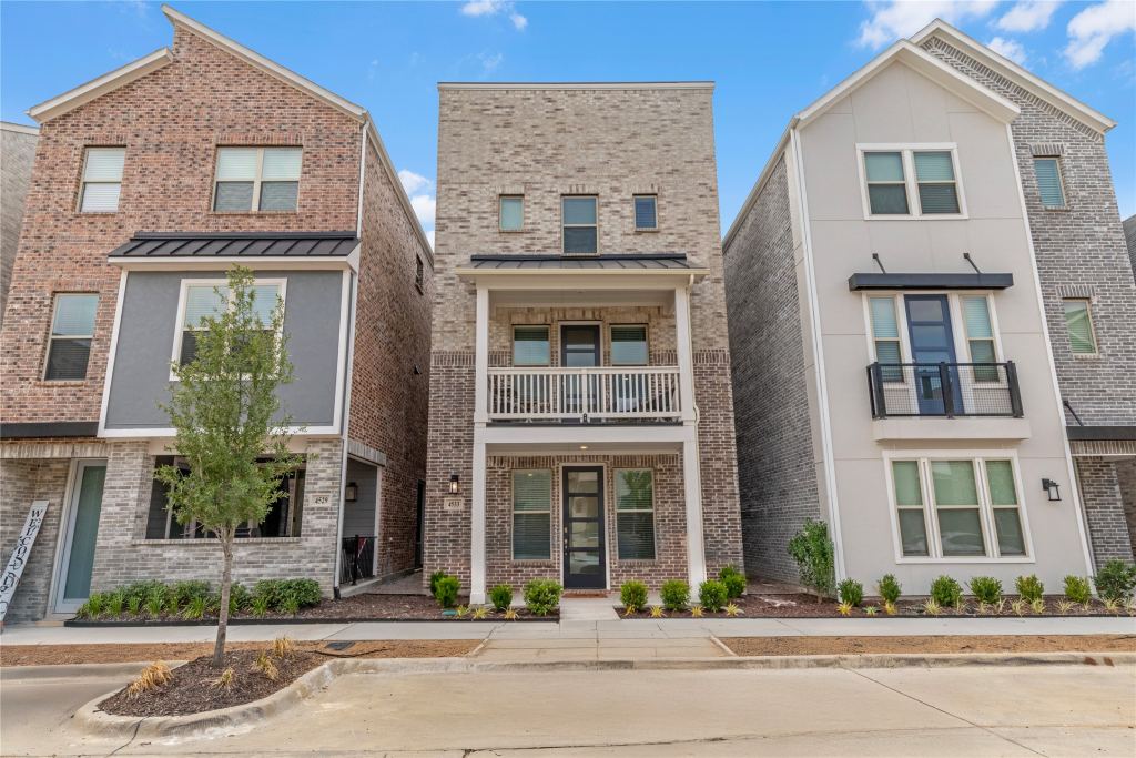 4533 Ward Street, North Richland Hills, TX 76180 — photo 1