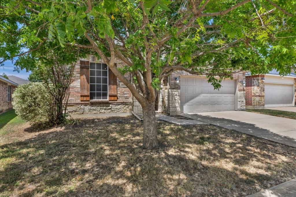 619 Denali, Arlington, TX 76002 — photo 1