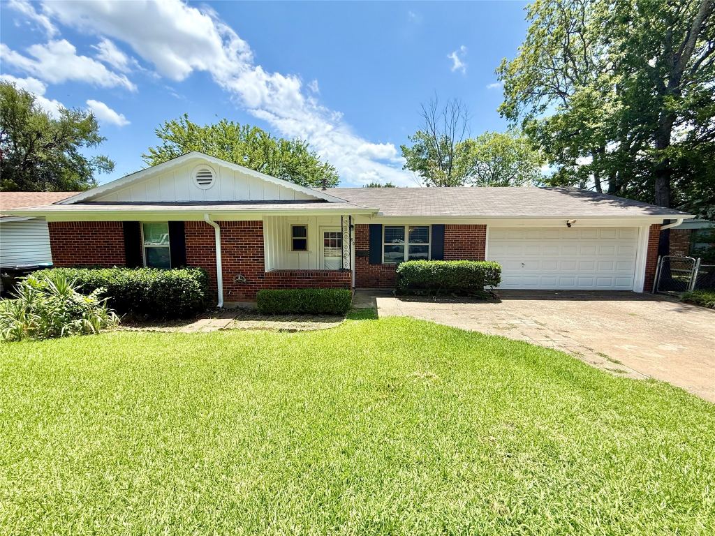 160 Bob White Road, Denison, TX 75020 — photo 1
