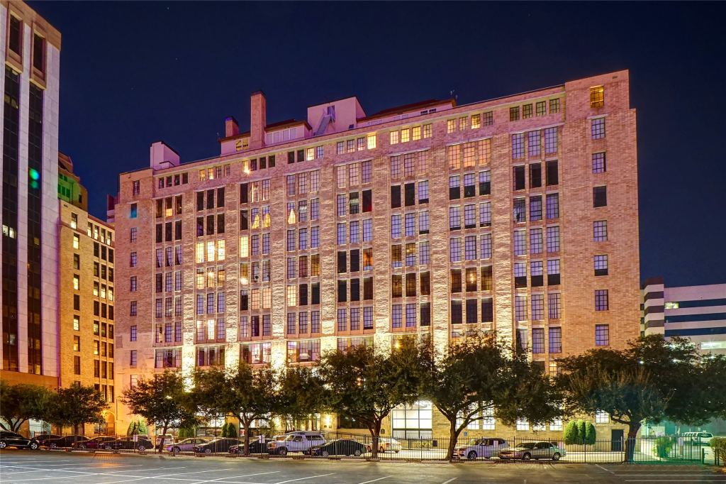 1122 Jackson Street 311, Dallas, TX 75202 — photo 1