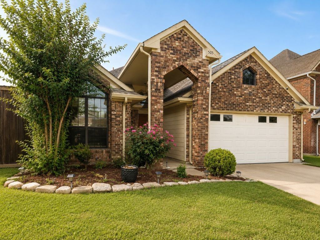503 Sierra Blanca Pass, Irving, TX 75063 — photo 1