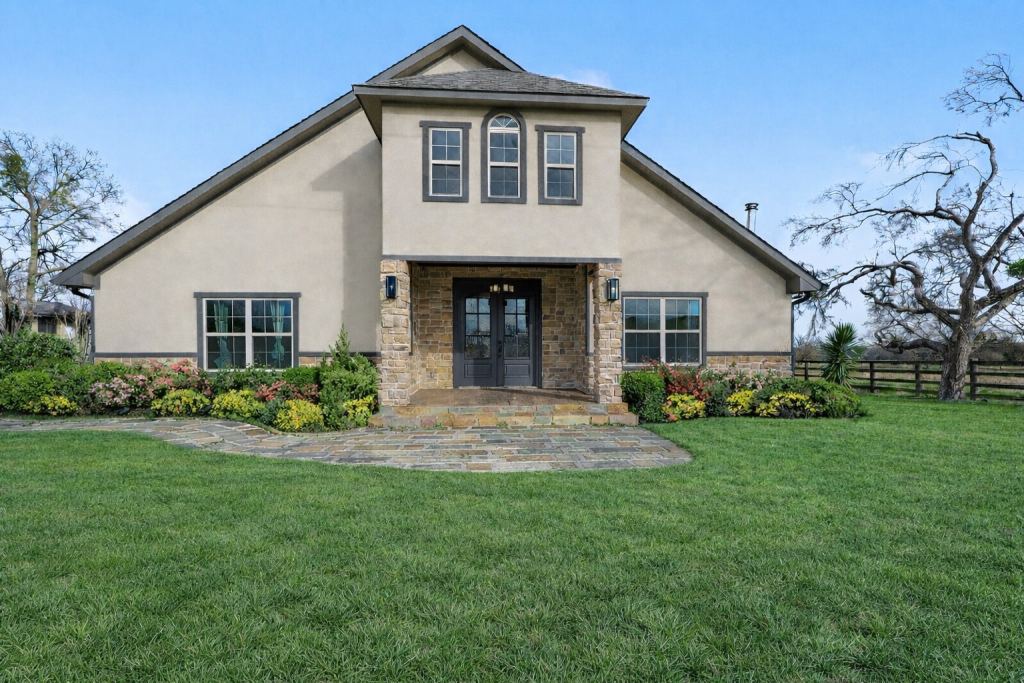 661 Majors Drive, Sulphur Springs, TX 75482 — photo 1