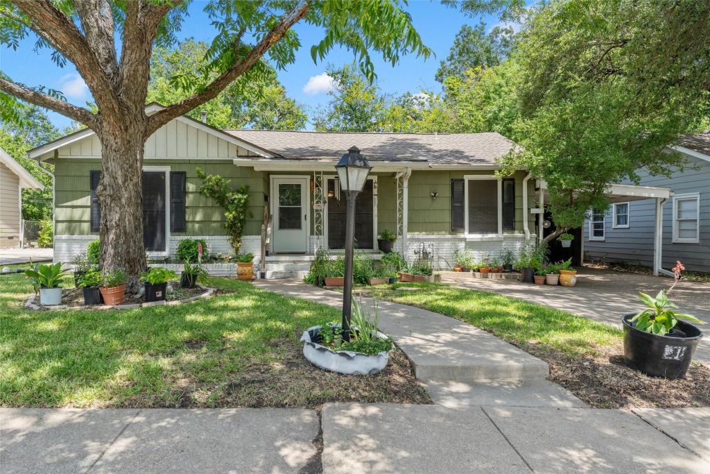 4513 Athens Avenue, Waco, TX 76710 — photo 1