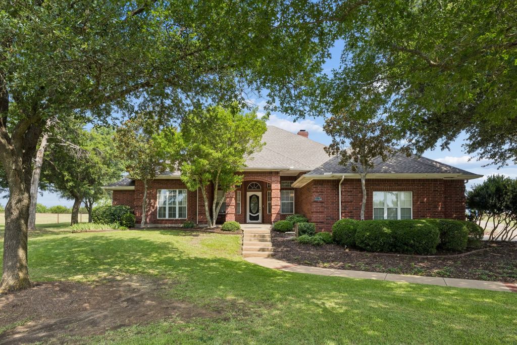 4210 Whitehead Road, Midlothian, TX 76065 — photo 1