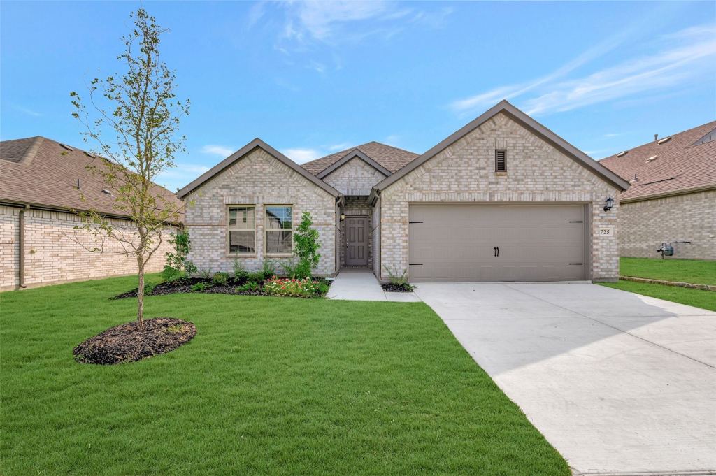 725 Grand Dale Drive, Lavon, TX 75166 — photo 1