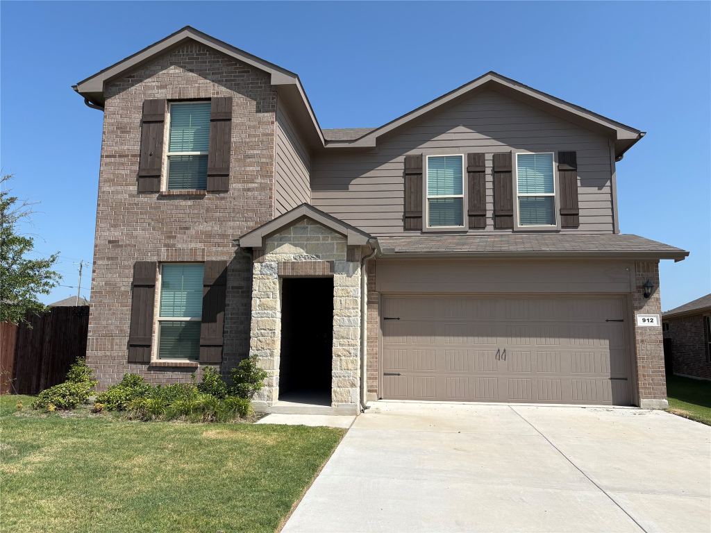 912 Rothville Lane, Fort Worth, TX 76108 — photo 1