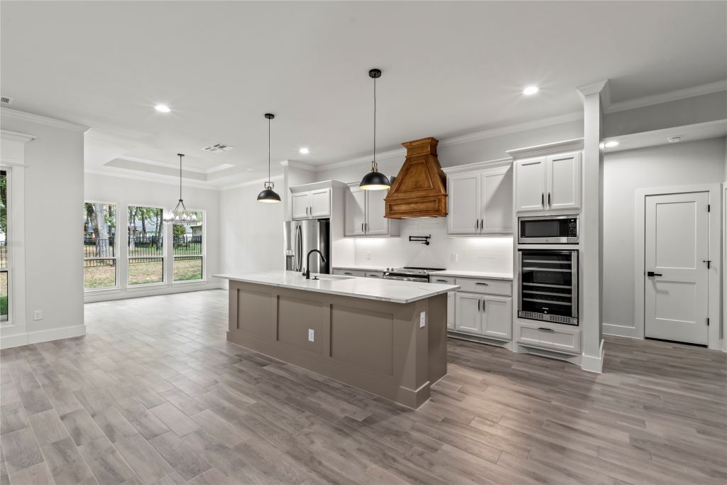 128 Saint Andrews Drive E, Mabank, TX 75156 — photo 1