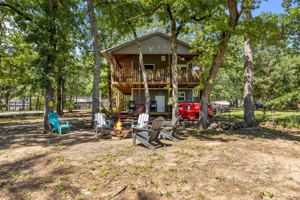 7110 Apache Circle