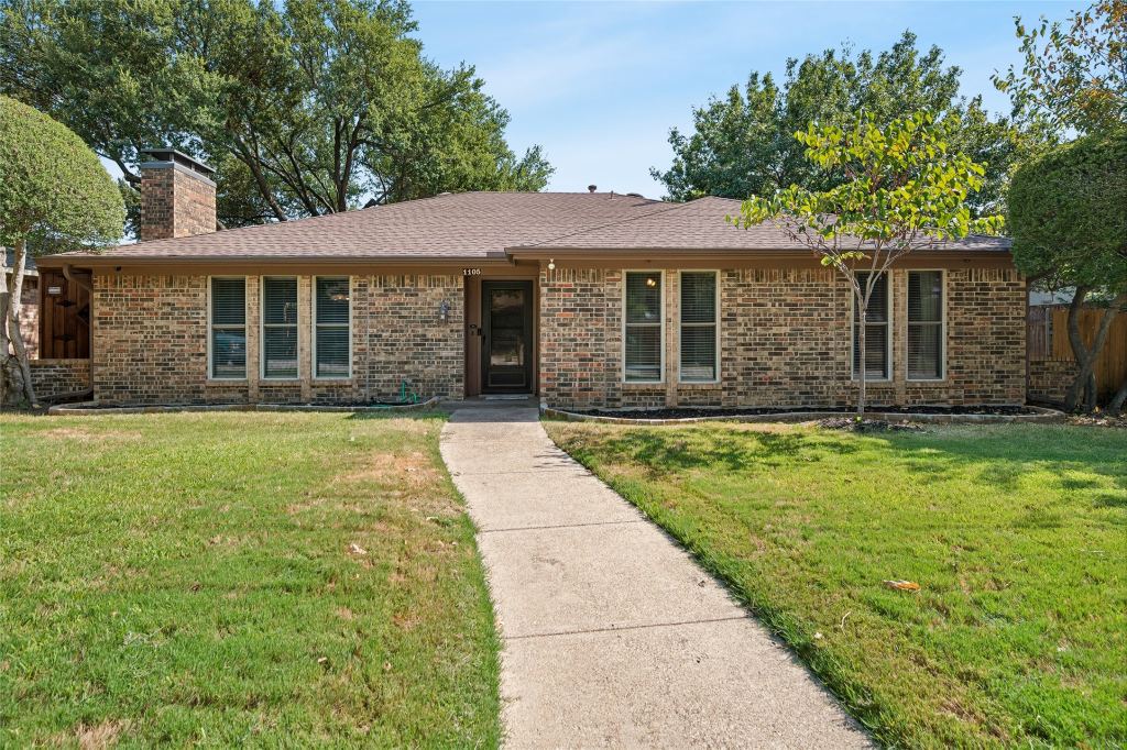 1105 Wood Creek Circle, Flower Mound, TX 75028 — photo 1