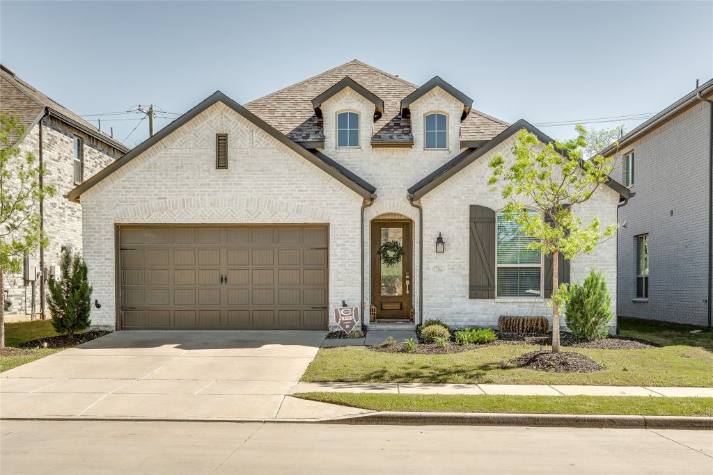 704 Wycliffe Drive, Celina, TX 75009 — photo 1