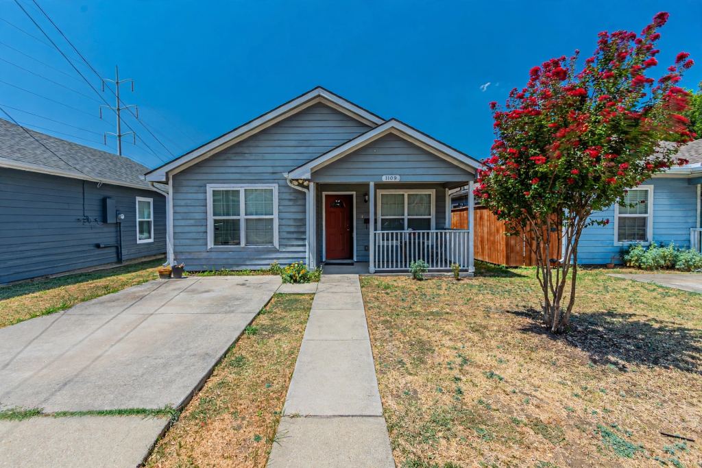 1109 E Avenue, Plano, TX 75074 — photo 1