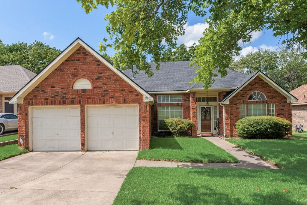 2017 Spring Mills Road, Mesquite, TX 75181 — photo 1