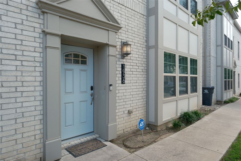 1936 Bel Air Drive, Arlington, TX 76010 — photo 1