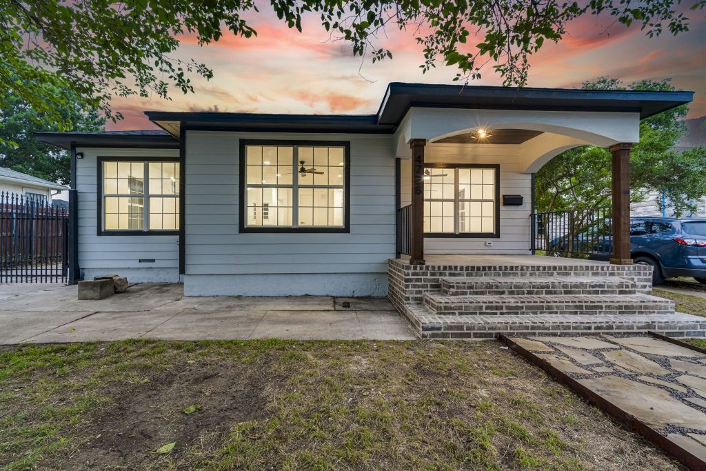 4728 Houghton Avenue, Fort Worth, TX 76107 — photo 1