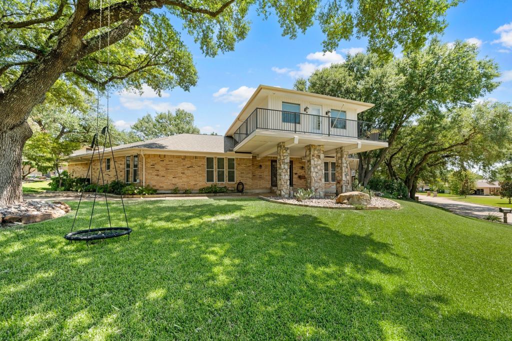 1501 S Lakeshore Drive, Rockwall, TX 75087 — photo 1