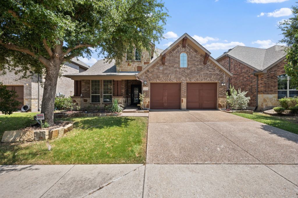 2528 Louis Lane, Lewisville, TX 75056 — photo 1