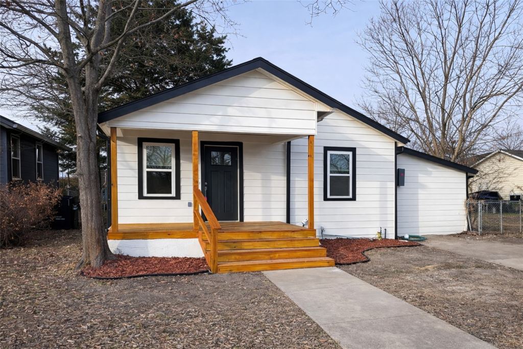 3110 Park Street, Greenville, TX 75401 — photo 1