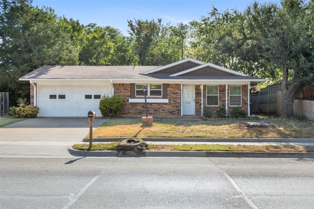 2409 Mccormick Street, Denton, TX 76205 — photo 1