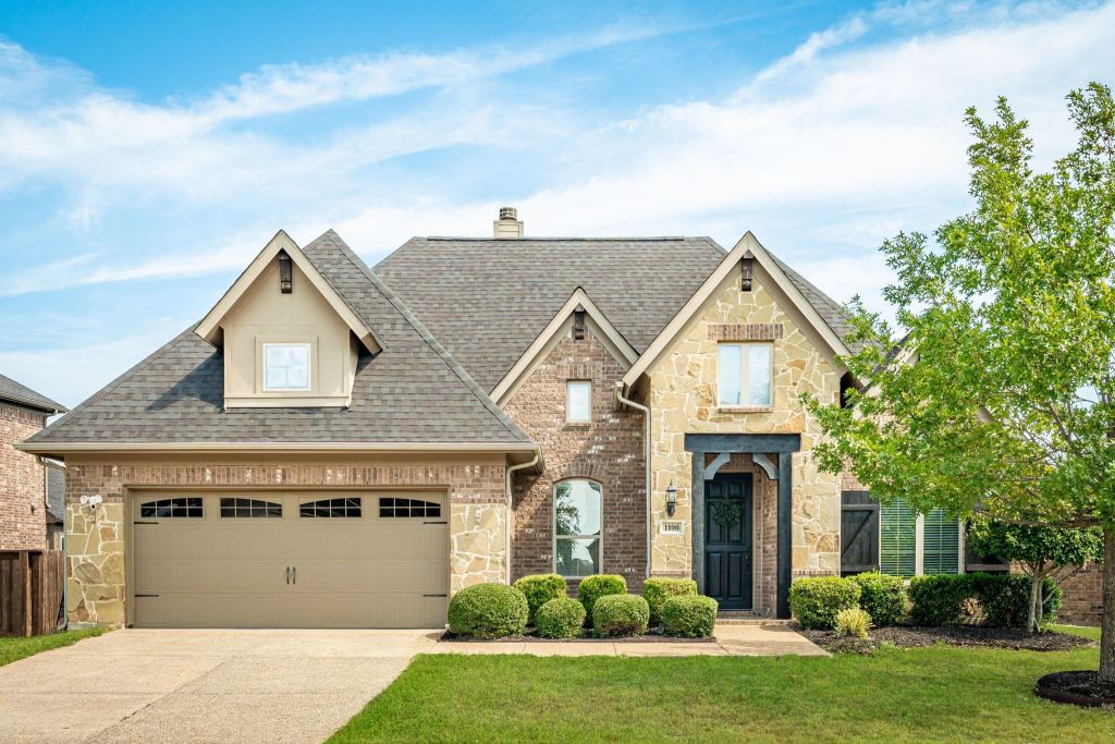 1100 Somerset Circle